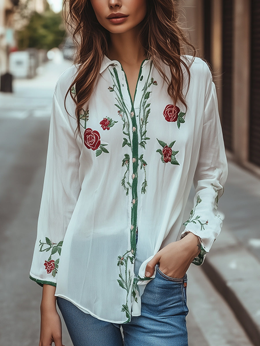Chique Geborduurde Knopenblouse